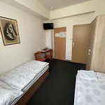 U Kašných 3* Mníšek pod Brdy